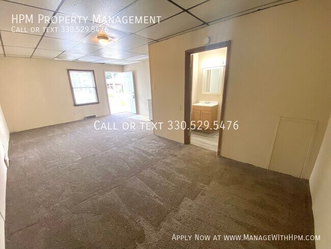 Building Photo - 1214 Woodward Pl NW