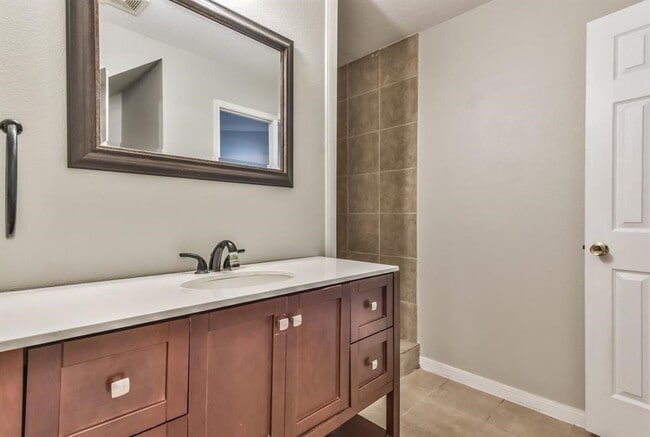 Building Photo - 9845 Youpon Ridge Way