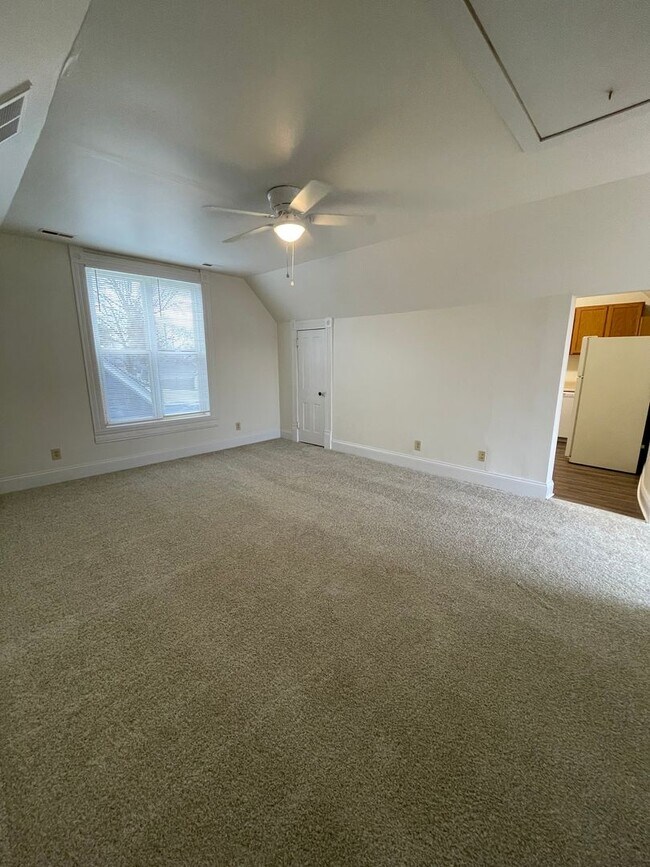 Building Photo - 14 S 26th St