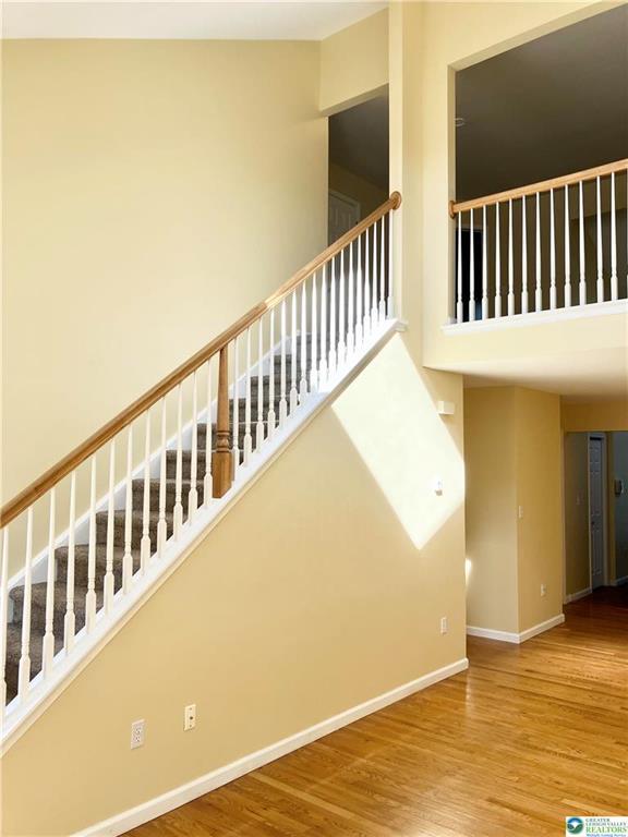 Building Photo - 5551 Stonecroft Ln