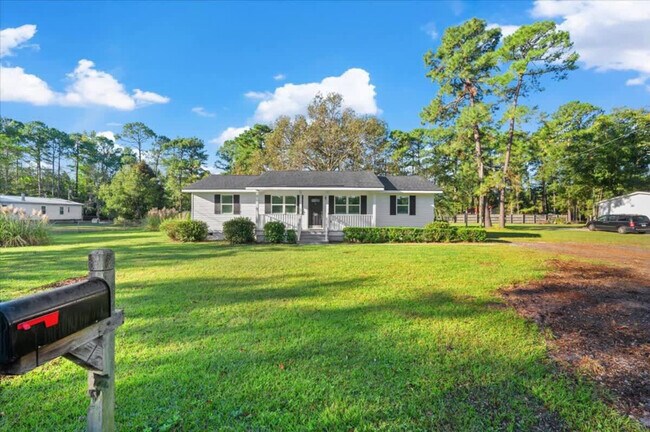 Building Photo - 655 Charlies Rd