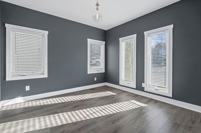 Building Photo - Modern 3 bedroom Home in East Nashville Close to the Most Popular Places in Nashville!