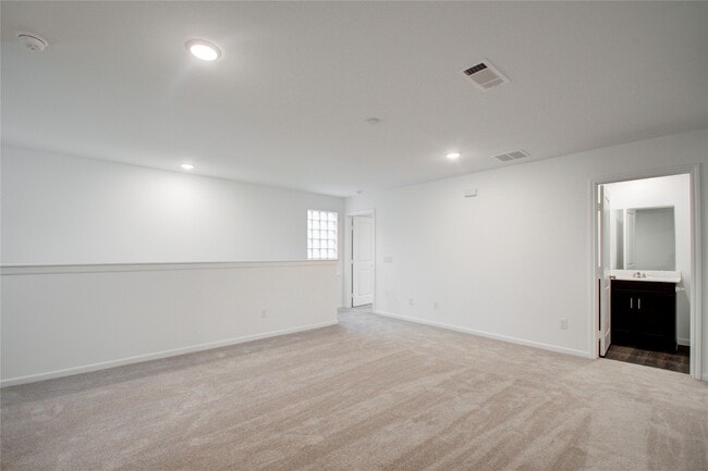 Building Photo - 10123 Clearwick St