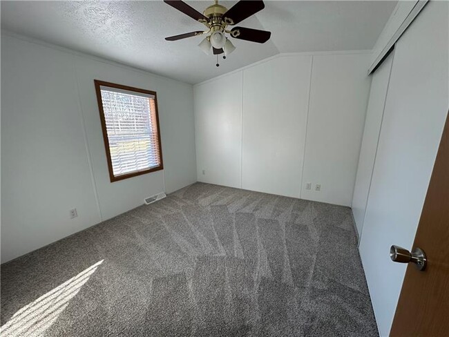 Building Photo - 707 Callery Rd