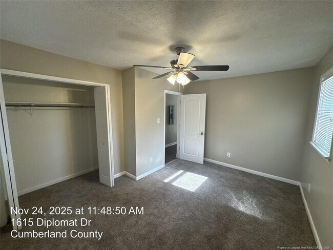 Building Photo - 1615 Diplomat Dr