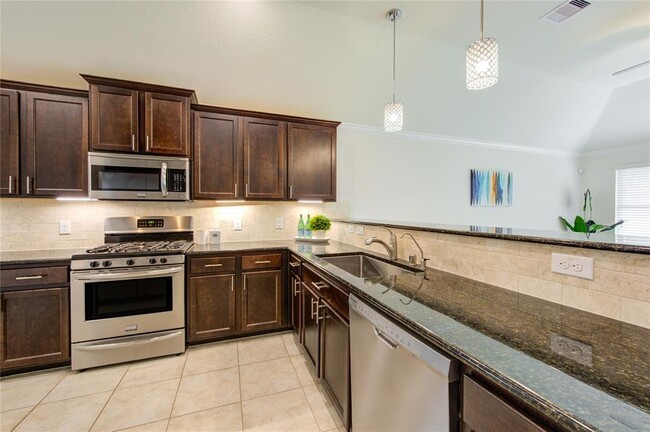 Building Photo - 3418 Auburn Creek Cir
