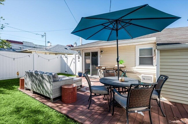 Building Photo - 614 Franklin Blvd