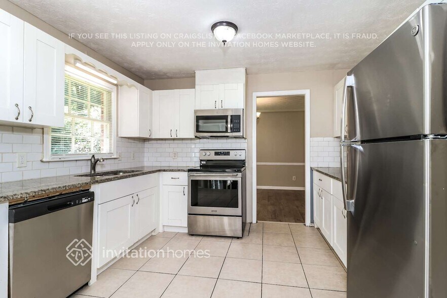 Building Photo - 5384 Pounds Dr N