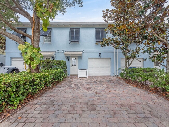 Building Photo - 3119 E Community Dr