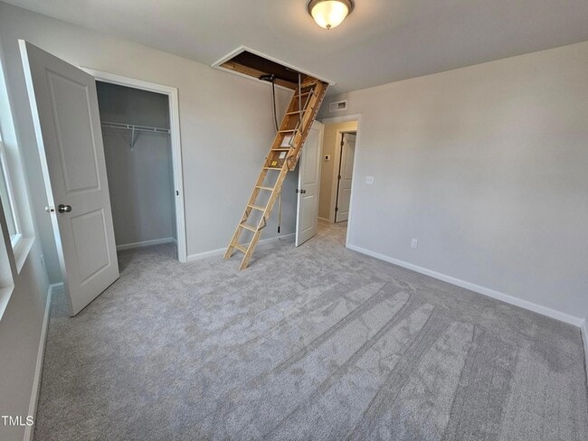 Building Photo - 469 Willard Wds Dr