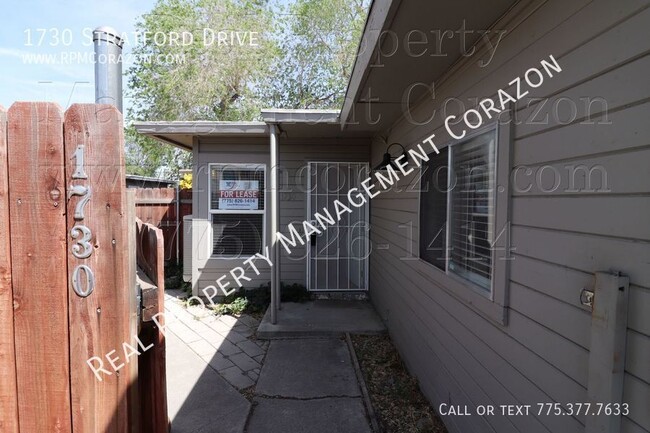 Building Photo - 3 bed 1 bath newly remodeled unit! New eve...