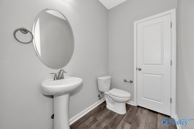 Building Photo - 103 Evergreen Ml Ln