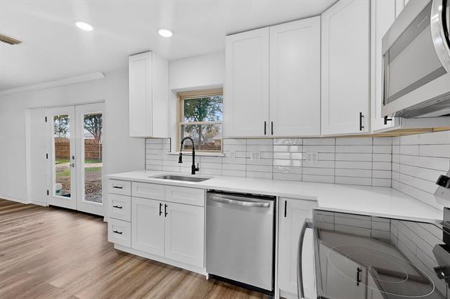 Building Photo - 5516 Laredo Ln