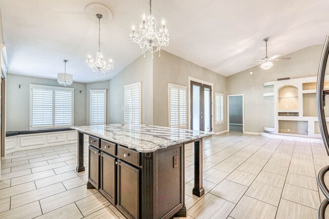 Building Photo - 5948 Anapaula Dr