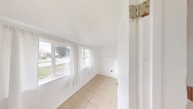 Building Photo - 12174 2nd St