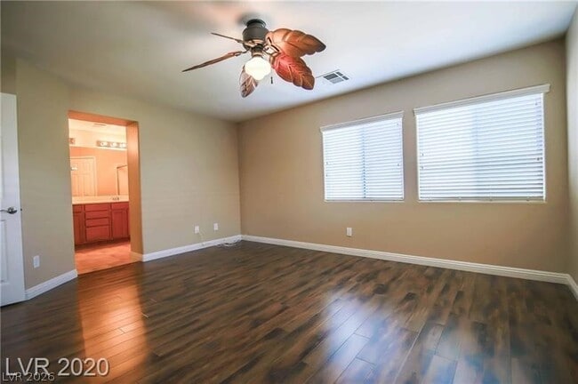 Building Photo - 9242 Grassy Weep Ct