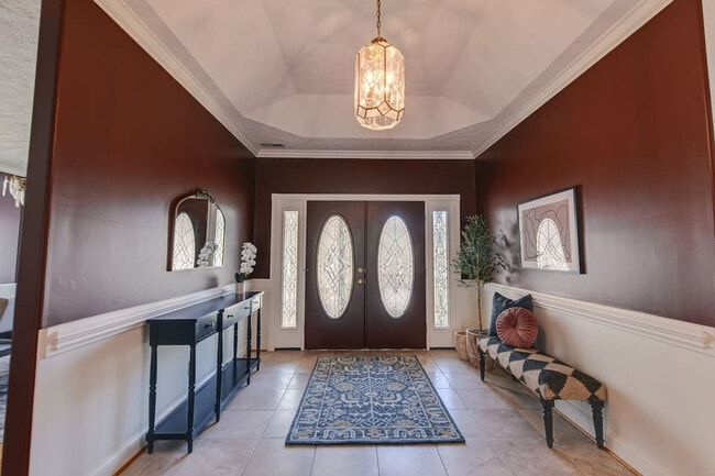 Building Photo - 33 Pinners Ln