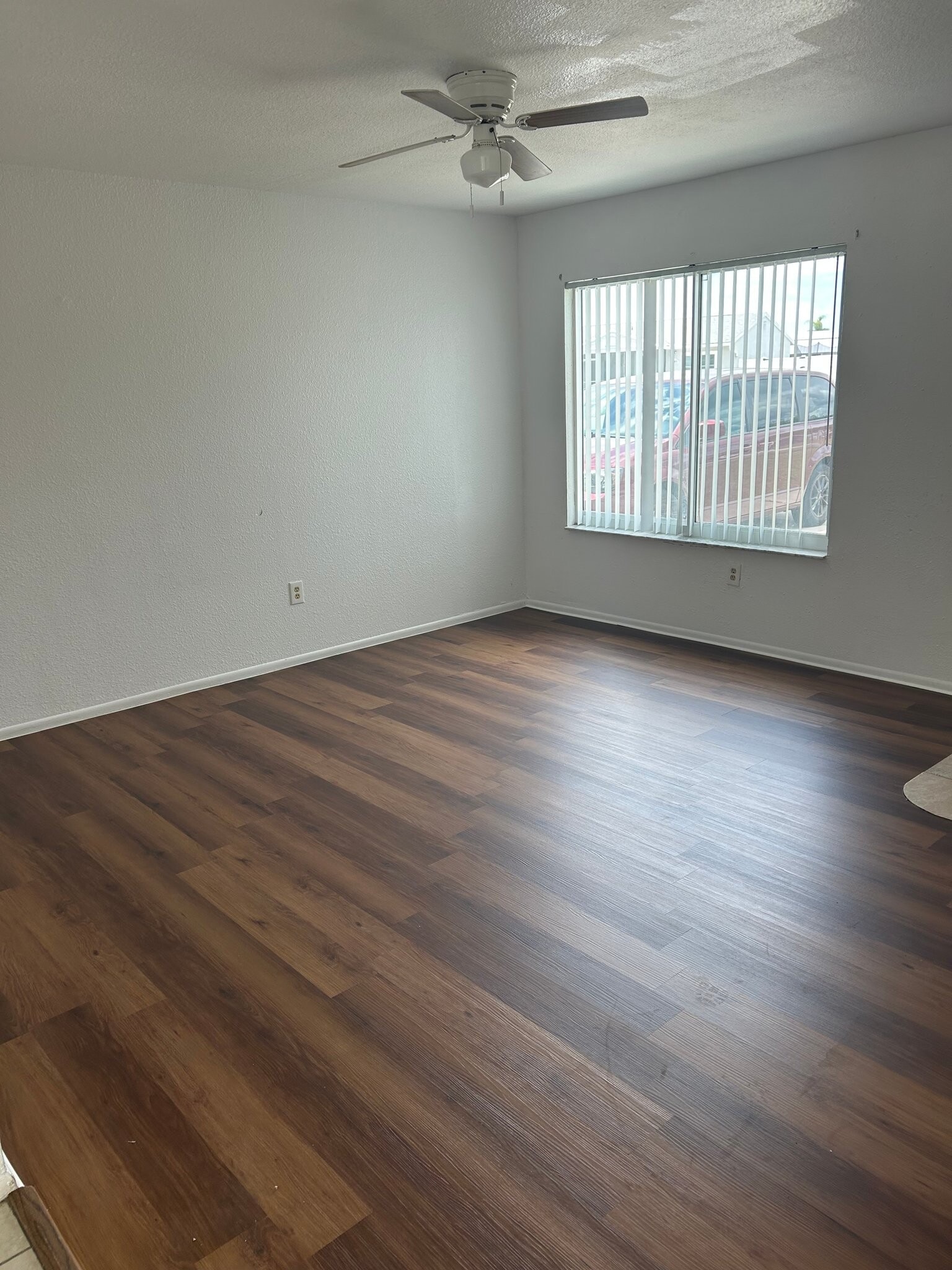 Building Photo - 6845 Etna Ct