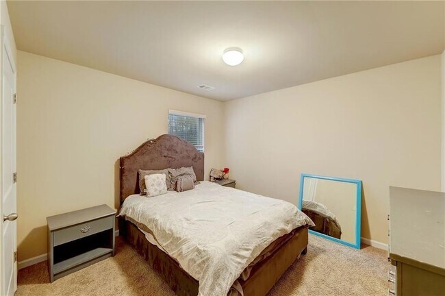 Building Photo - 602 Dodson Lake Ct