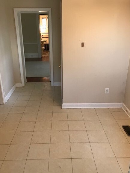 Dining Room - 457 N Potomac St