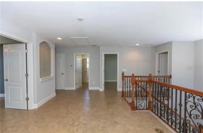 Building Photo - 6914 Quiet Creek Dr