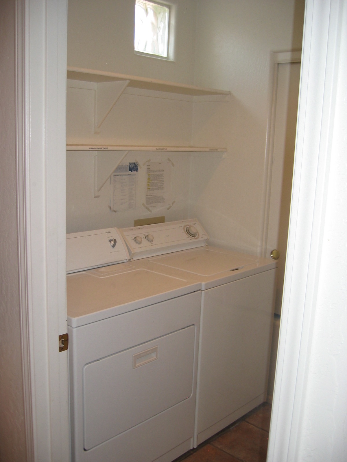 Laundry Room - 1747 E Northern Ave