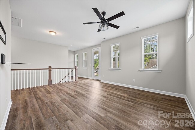 Building Photo - 414 Sandbar Pt