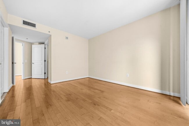 Building Photo - 631 D St NW
