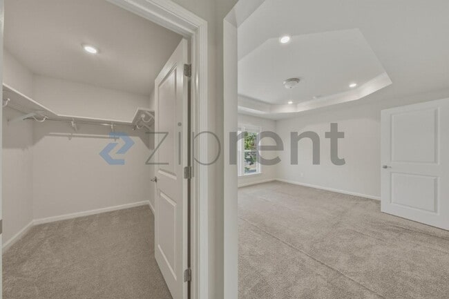 Building Photo - 1015 Badlands St