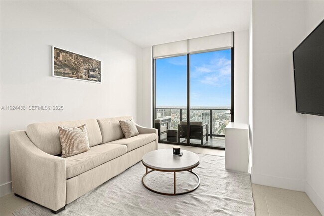 Building Photo - 159 NE 6th St