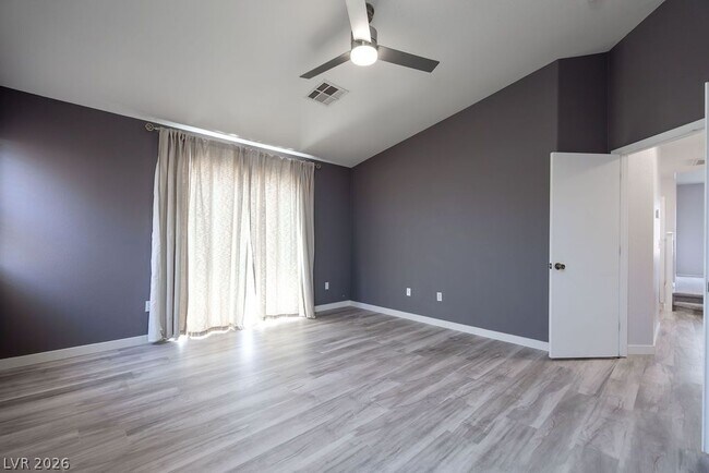 Building Photo - 1109 Devon Downs Ave