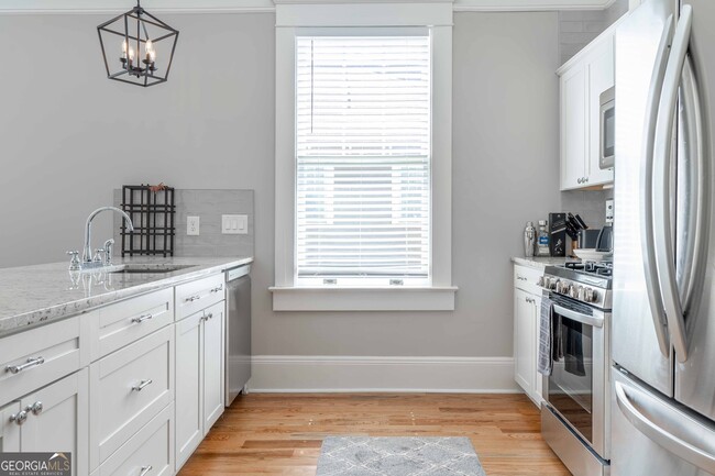 Building Photo - 828 Ponce De Leon Pl NE