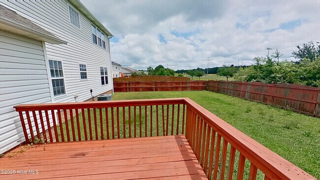 Building Photo - 108 Chastain Dr