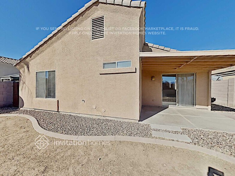 Building Photo - 16059 W Larkspur Dr