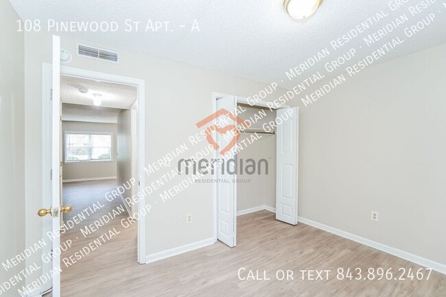 Building Photo - 108 Pinewood St