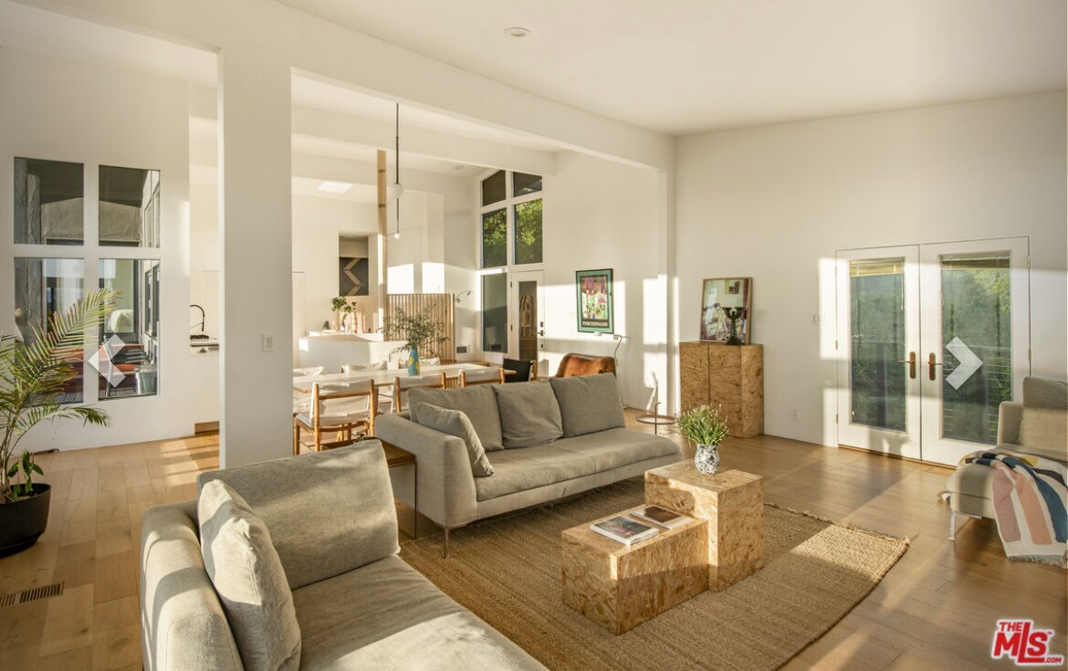 Building Photo - 21960 Cereza Way