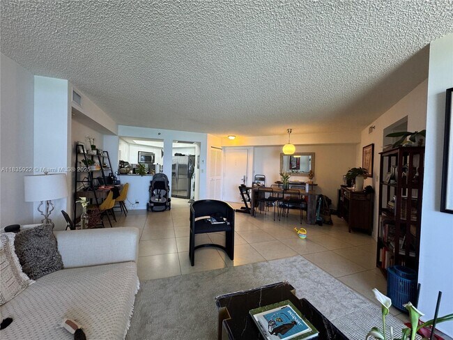 Building Photo - 6767 Collins Ave