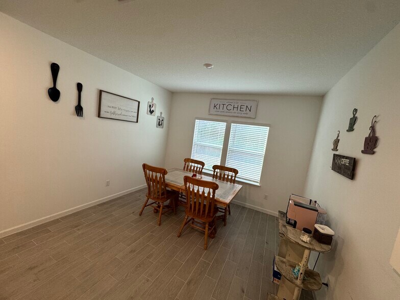 Building Photo - 8486 Horsebit Cir