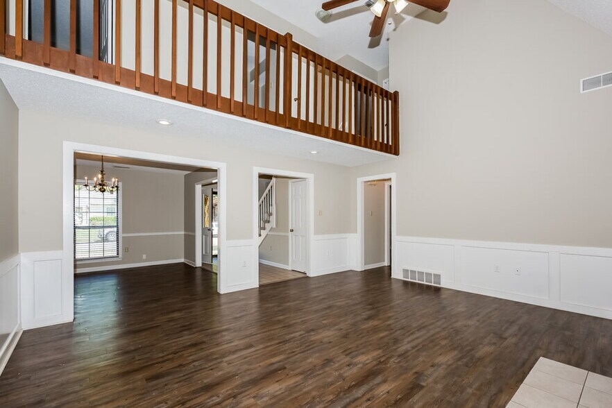 Building Photo - 8169 Cairn Dr