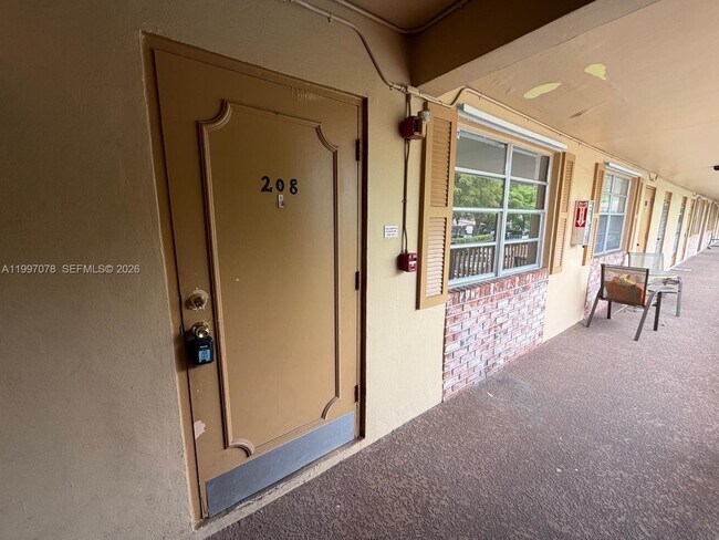 Building Photo - 8704 NW 35th St