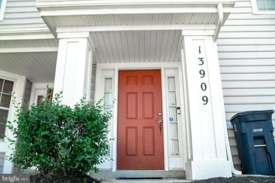 Building Photo - 13909 King Gregory Way