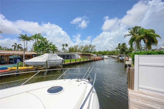 Building Photo - 1453 NW 10th St