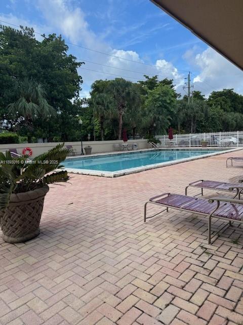 Building Photo - 1800 Sans Souci Blvd