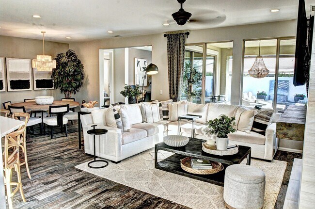 Building Photo - 51234 Longmeadow St