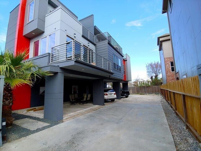 Building Photo - 1708 Winter St