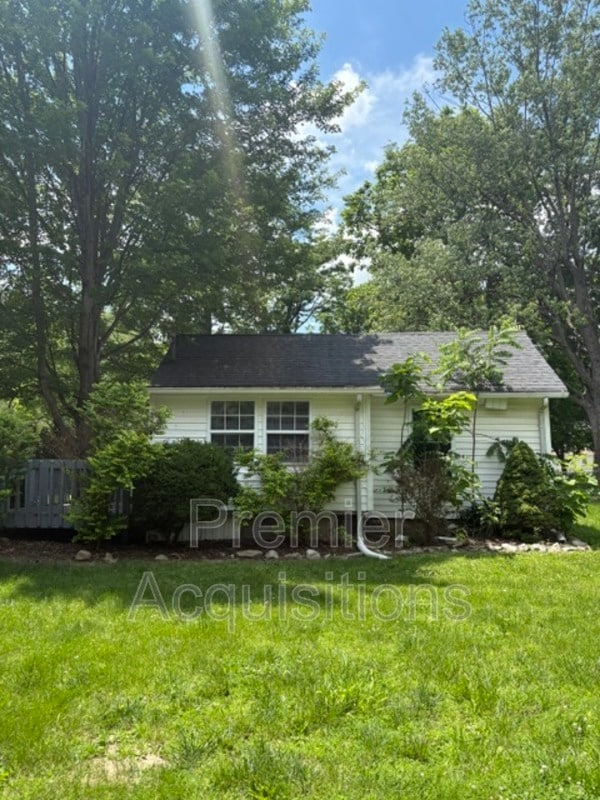 Building Photo - 2108 Fernwood Pl