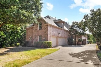 Building Photo - 504 Broad Leaf Ln