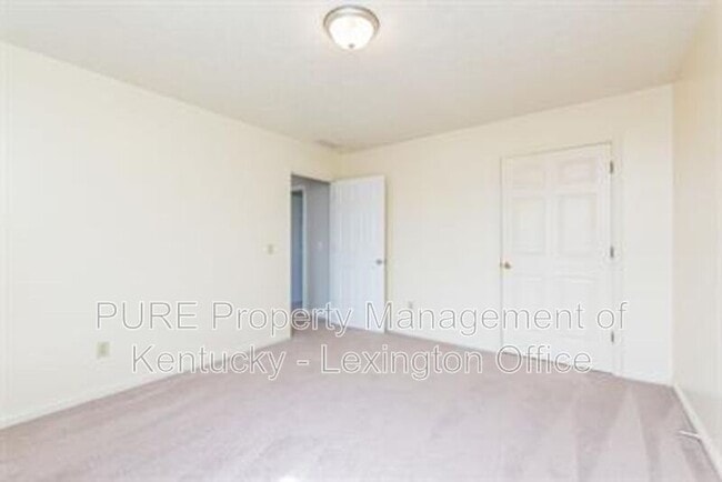 Building Photo - 306 Pigeon Ct
