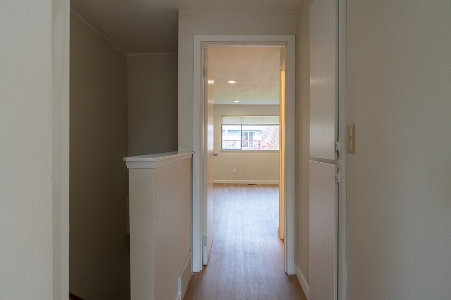 Building Photo - 21511 4th Ave W