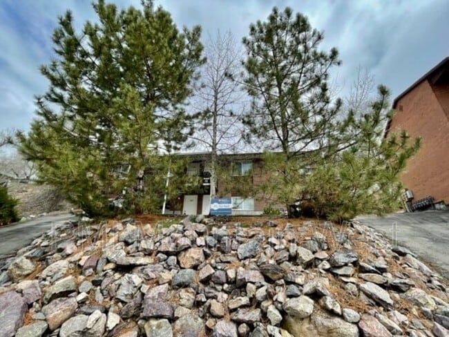 Building Photo - 2007 Nevada Cir
